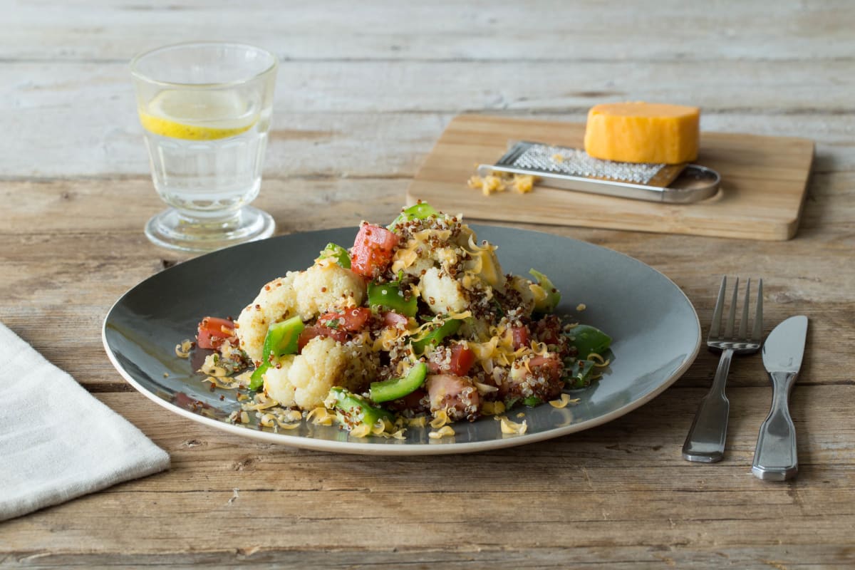 Lauwarmer, cremiger Quinoa-Blumenkohl-Salat