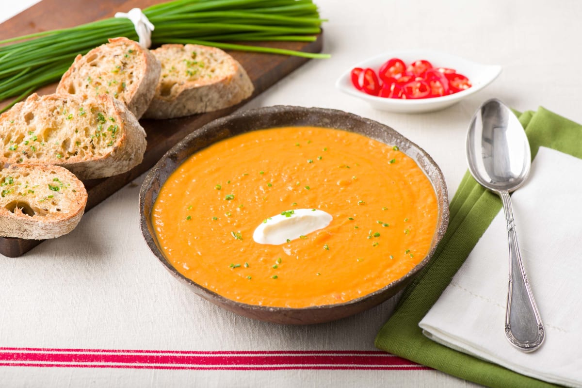 Es ist Herbst: Delikate Süßkartoffel-Karotten-Suppe