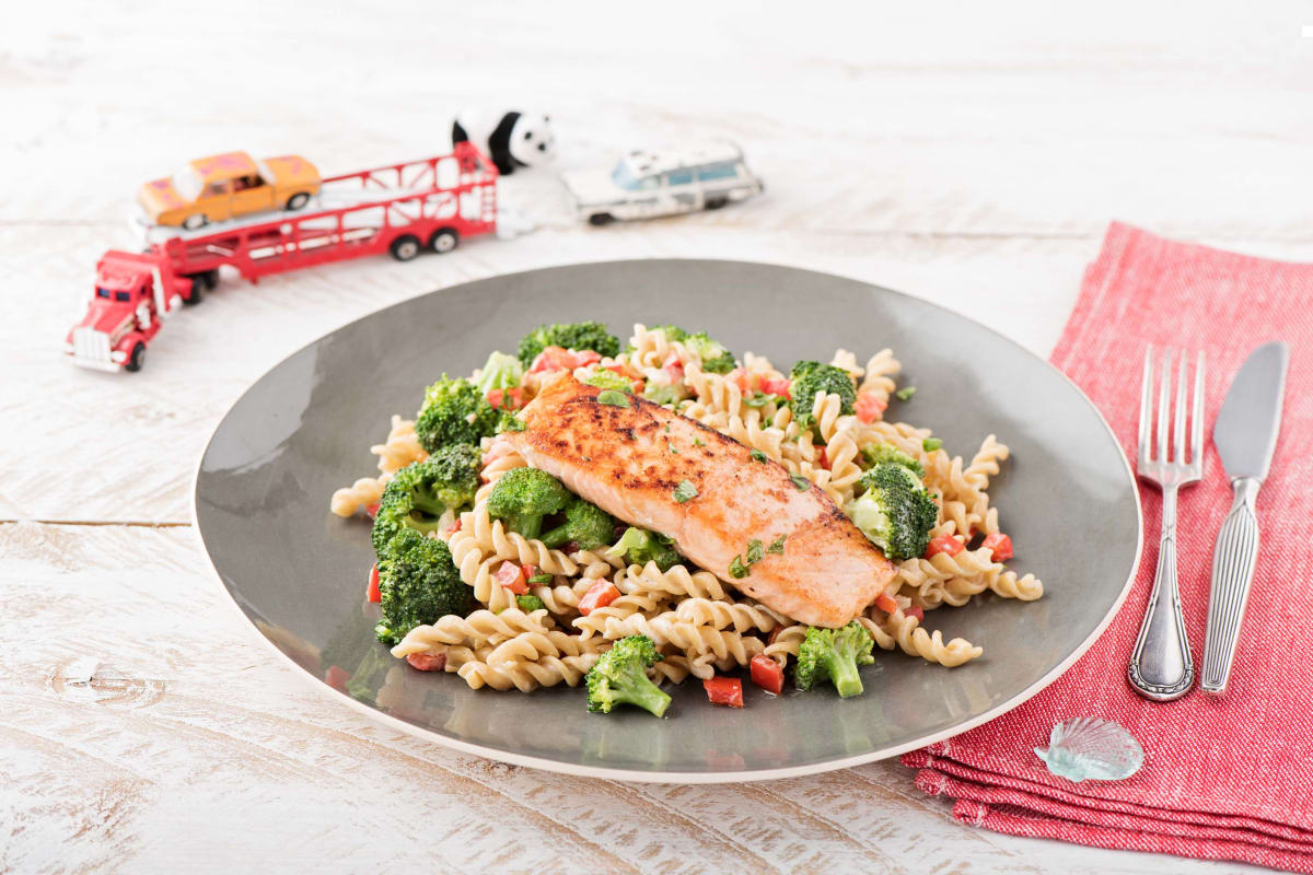 Zalm met frisse citroen en pasta