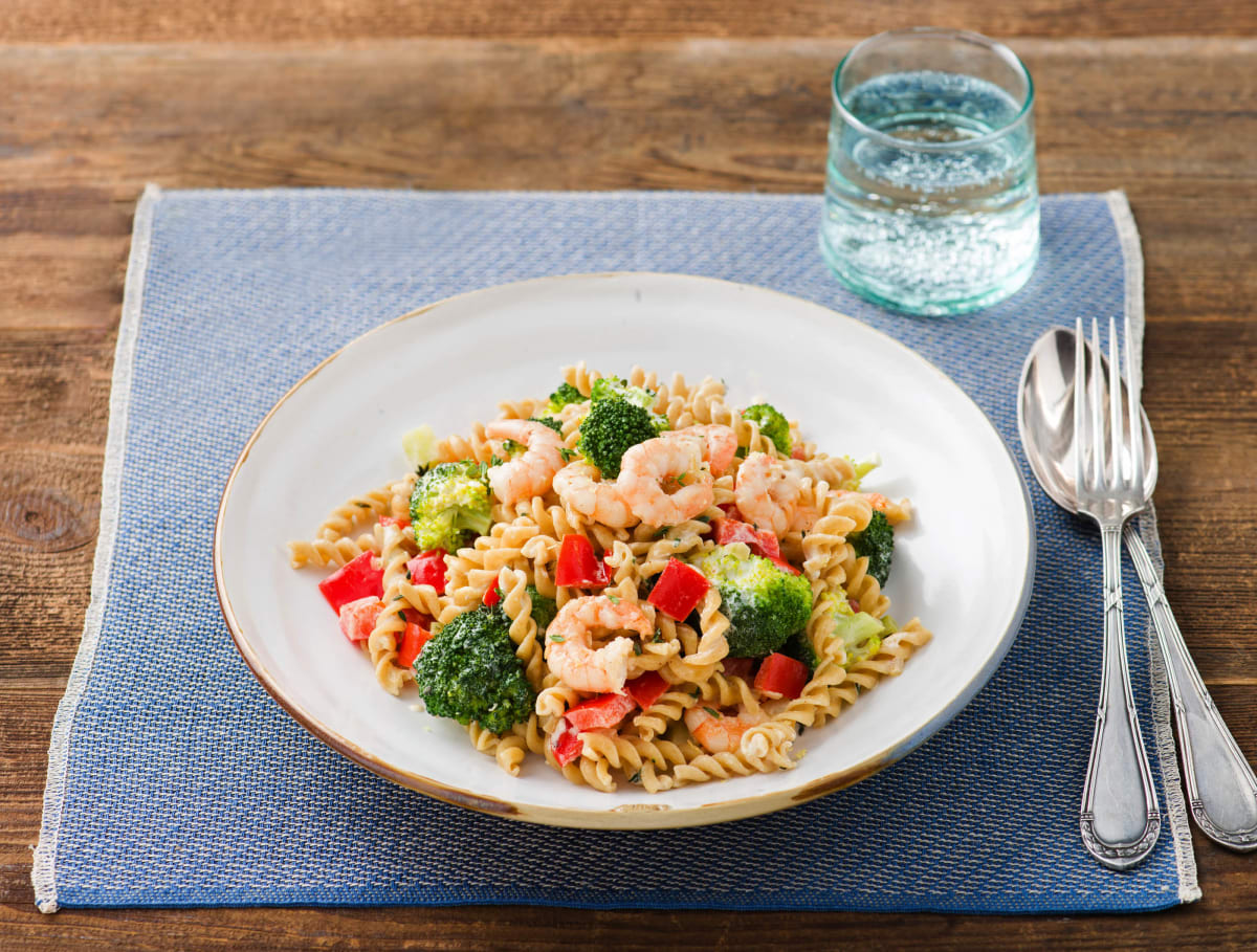 Fusilli met reuzengarnalen, broccoli en citroenroomsaus