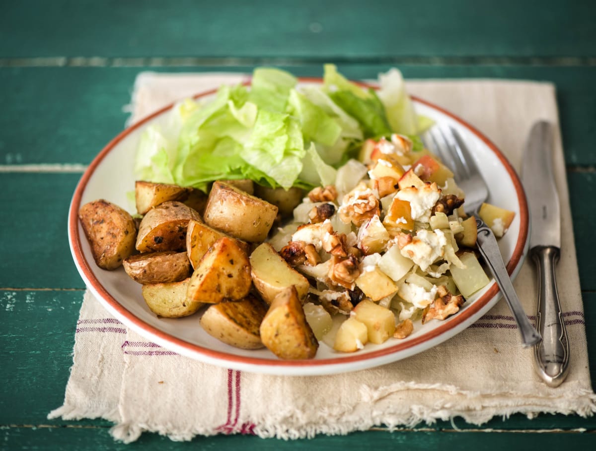 Krieltjes met warme geitenkaassalade en venkel uit de oven