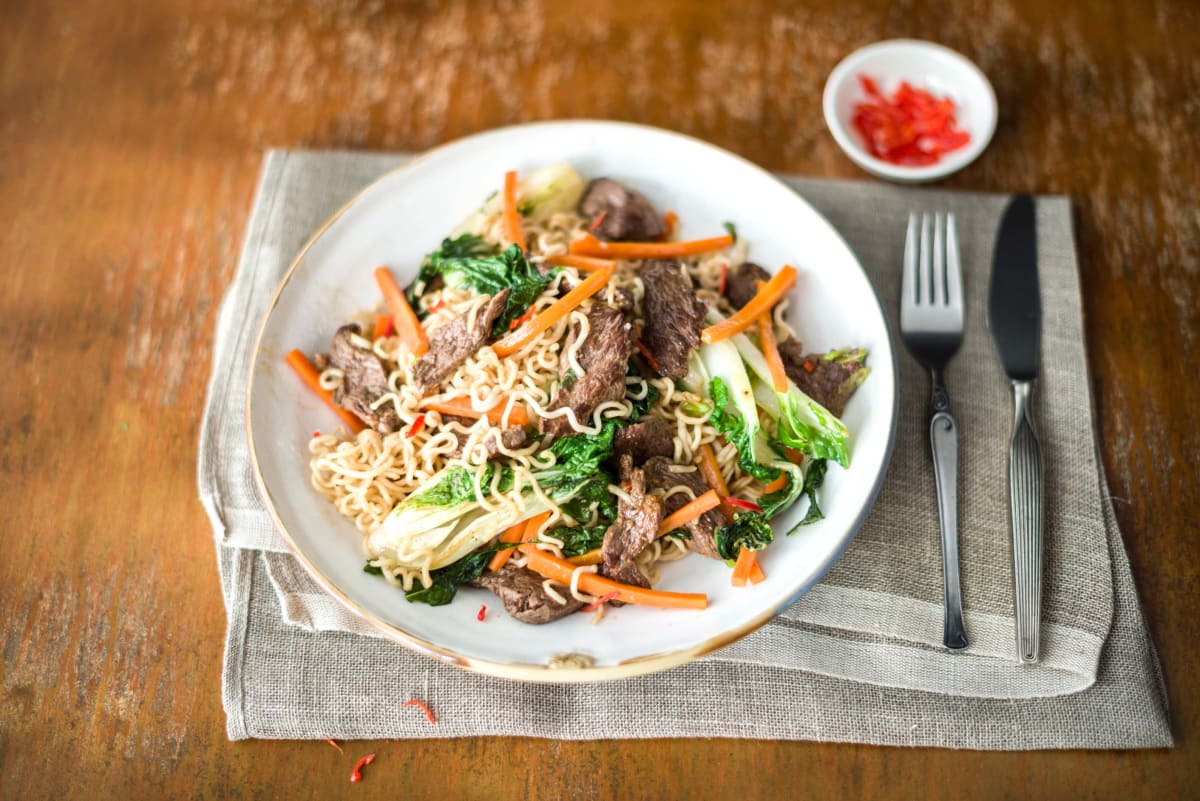 Family Sizzling Beef Noodle Stir Fry