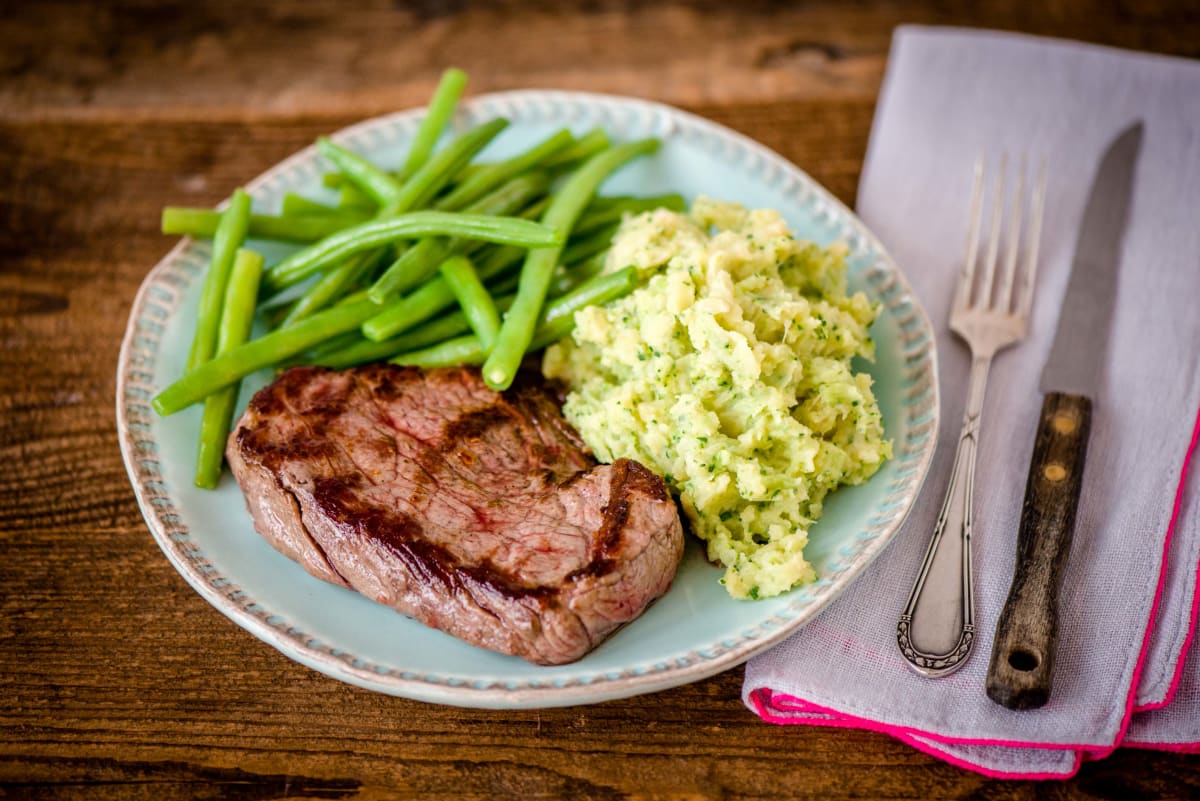 Steak with Cheesy Chive Broccoli Mash