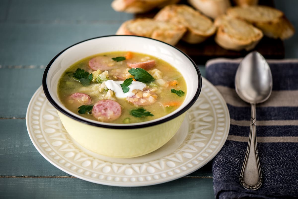 Herzhafte Linsensuppe mit Krakauer, Rezept | HelloFresh