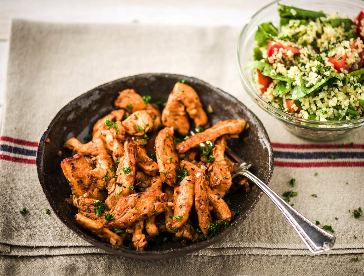 Kipgyros met kruidige tabouleh en slamelange