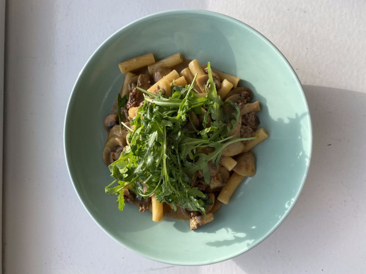 One-pot creamy beef pasta