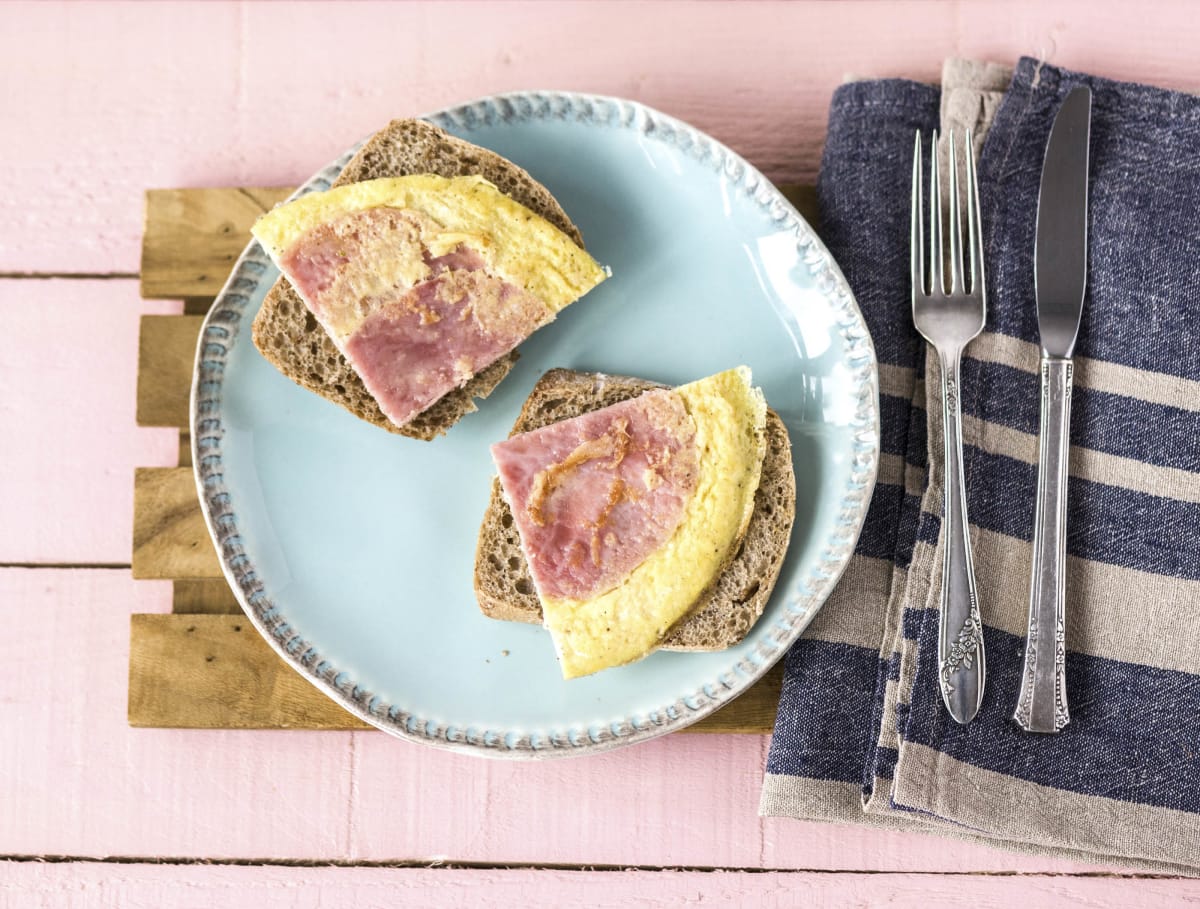 Ciabatta met ham-kaas-omelet