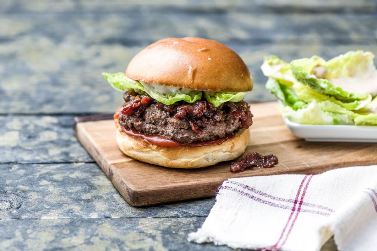 Juicy Lucy Burger Recipe Hellofresh 