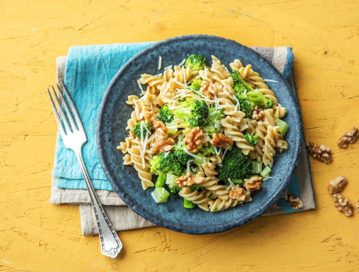 Fusilli met broccolisaus en geitenkaas