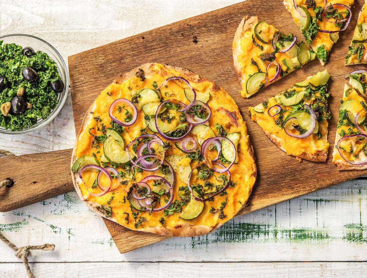 Pizza à la crème de courge et aux légumes