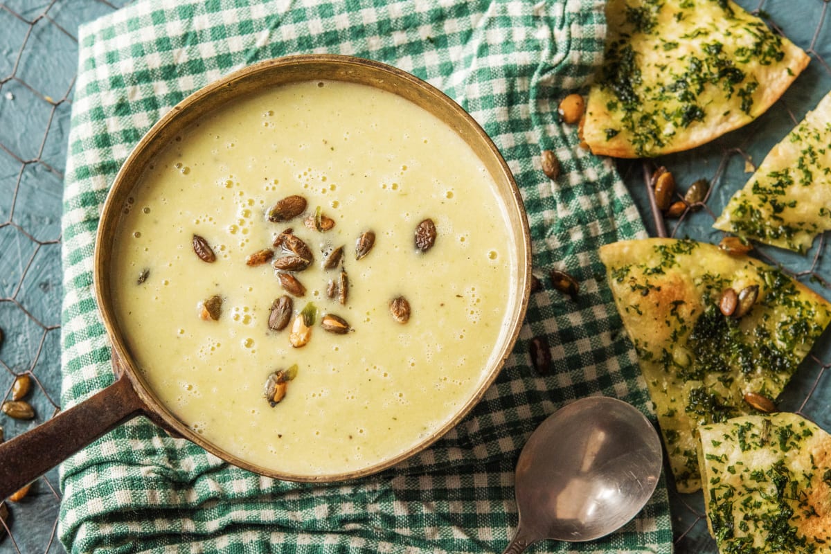 Cremige Petersilienwurzel-Porree-Suppe