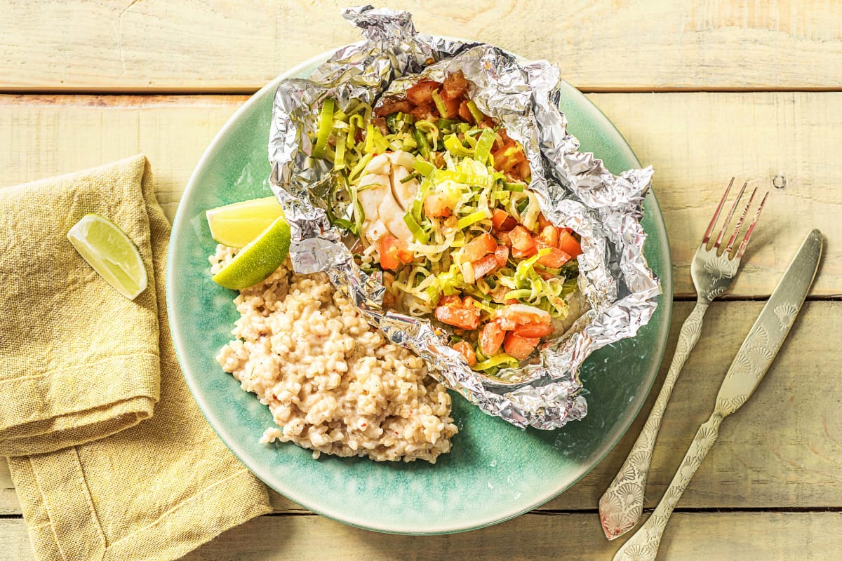 Papillote de poisson à l’orientale au poireau et à la tomate