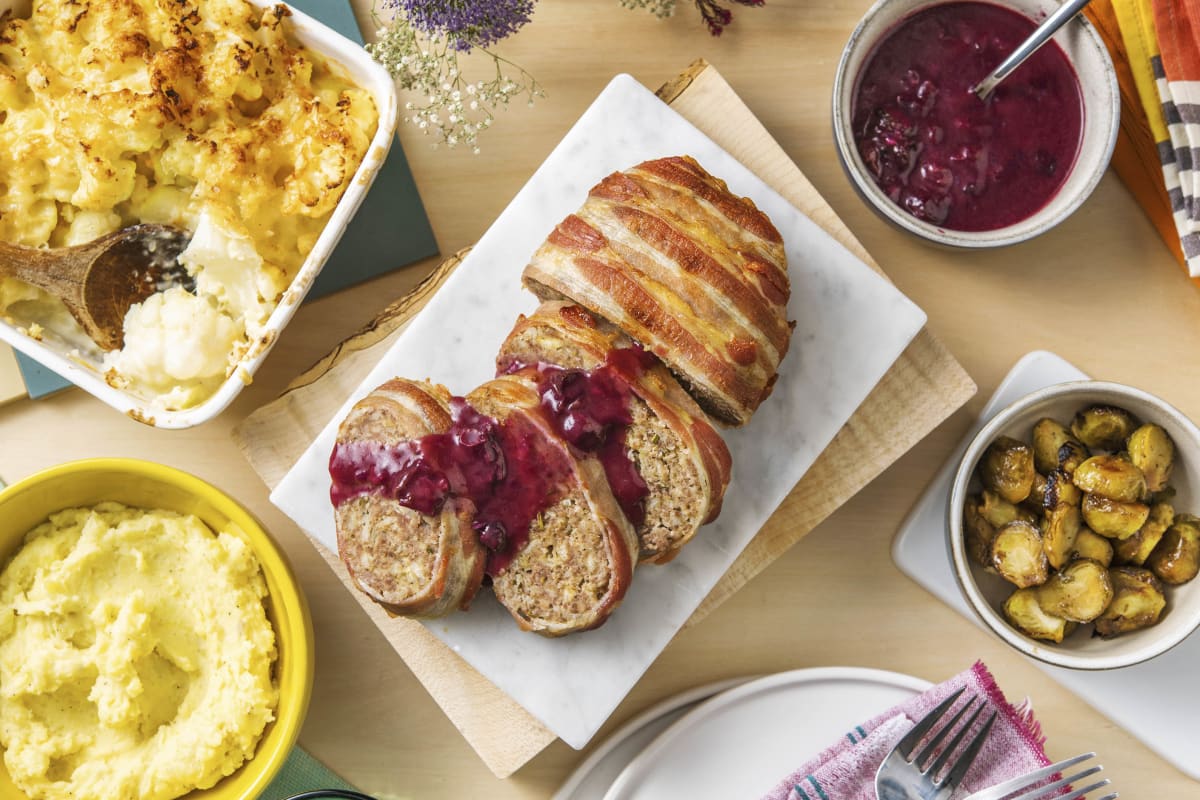 Luxe gehaktbrood met blauwebessensaus