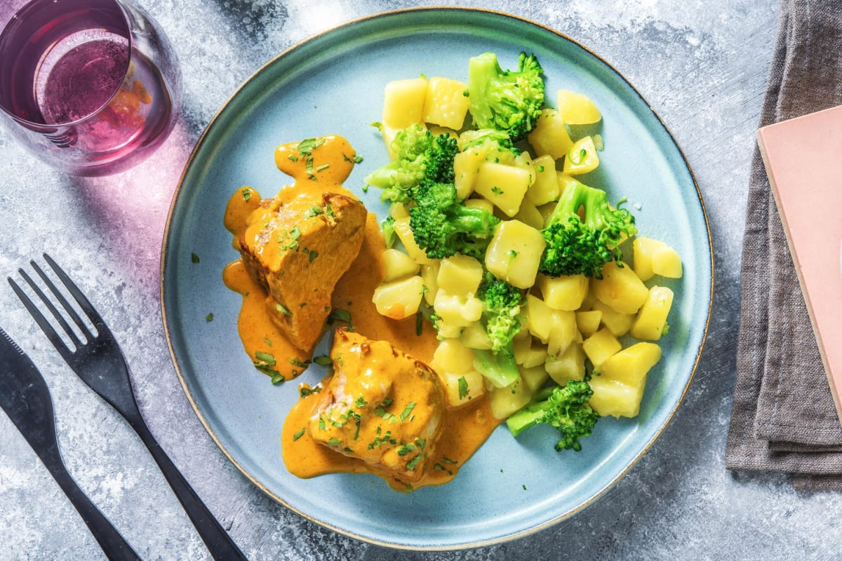 Zartes Schweinefilet in Curry-Sahne-soße