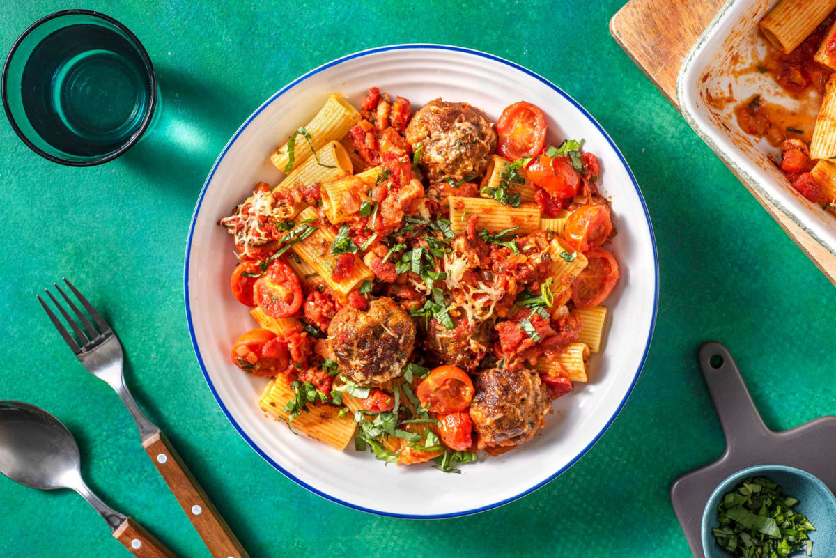 Pasta uit de oven met zelfgemaakte gehaktballen