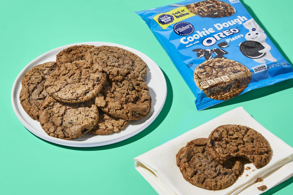 Pillsbury™ Cookie Dough with OREO® Cookie Pieces