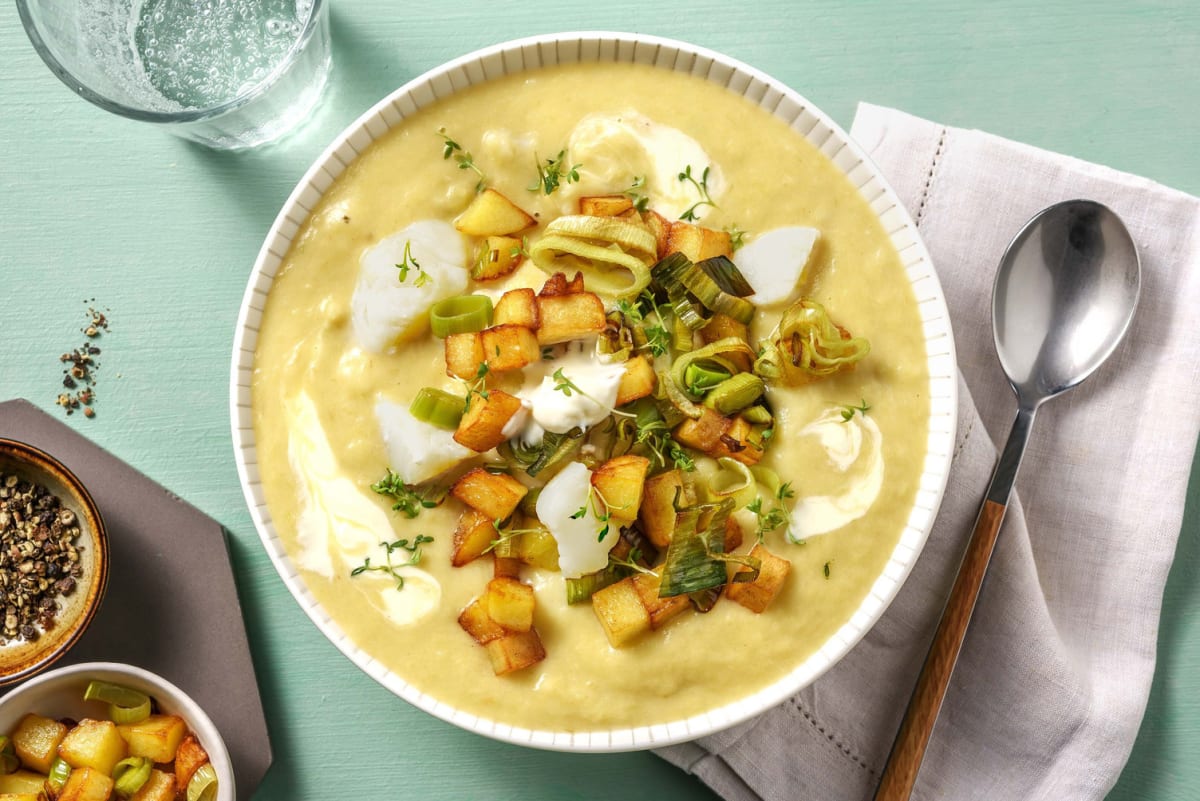 Kartoffel-Lauch-Suppe mit Kabeljau und Kresse