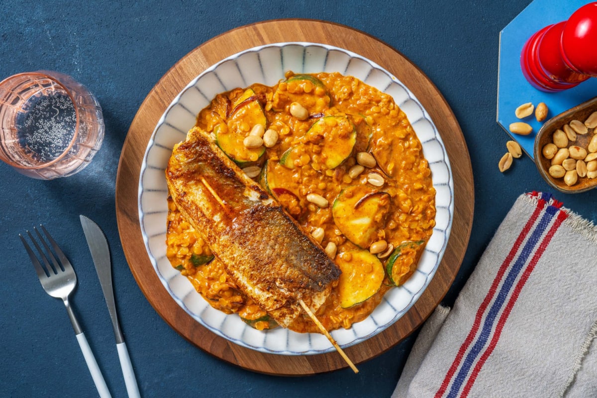 Tikka Fish Pot! Seehecht-Spieß auf Linsencurry