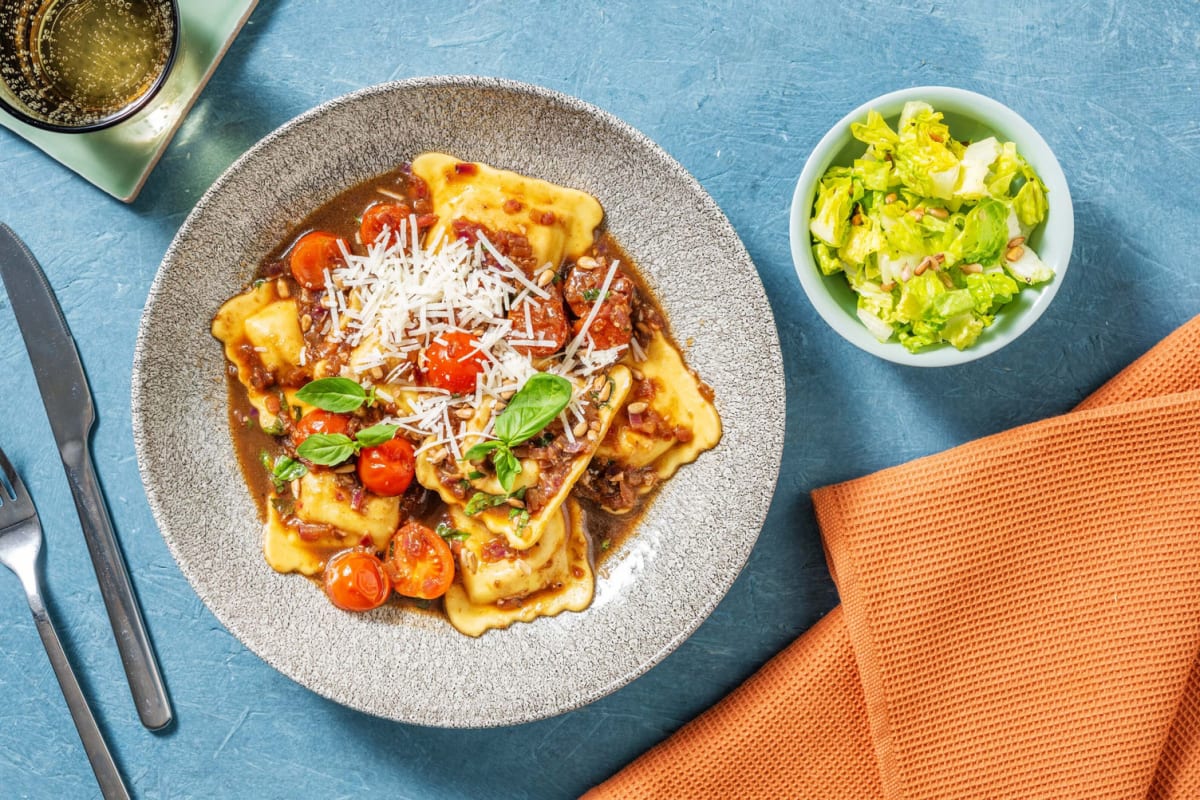 Maxi-Ravioli in Balsamico-Butter-Soße