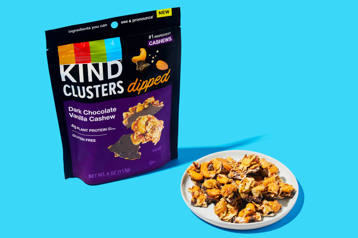 KIND Clusters Dipped Dark Chocolate Vanilla Cashew