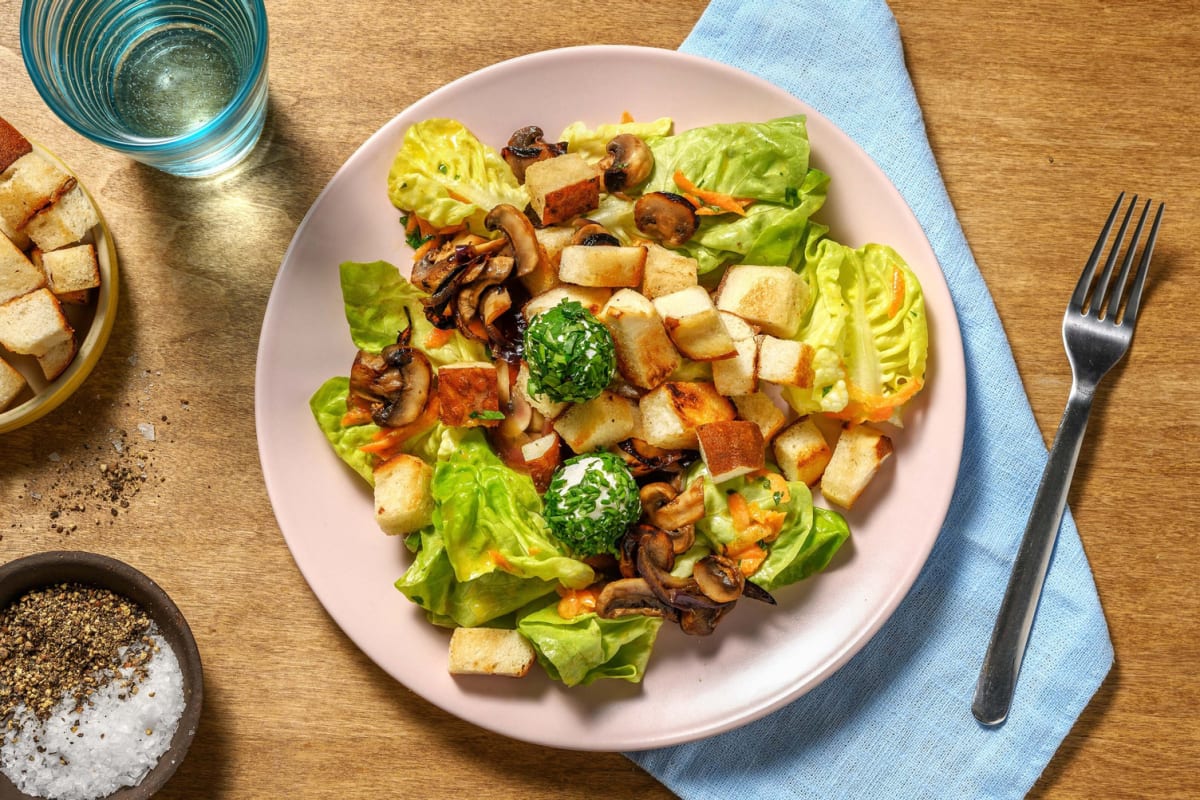 Breznsalat mit Ziegenfrischkäse-Bällchen