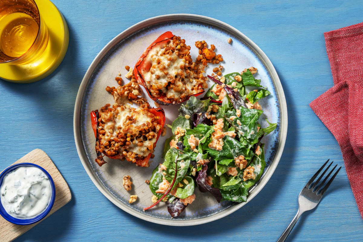 Gratinierte Paprika mit Linsen-Gouda-Füllung