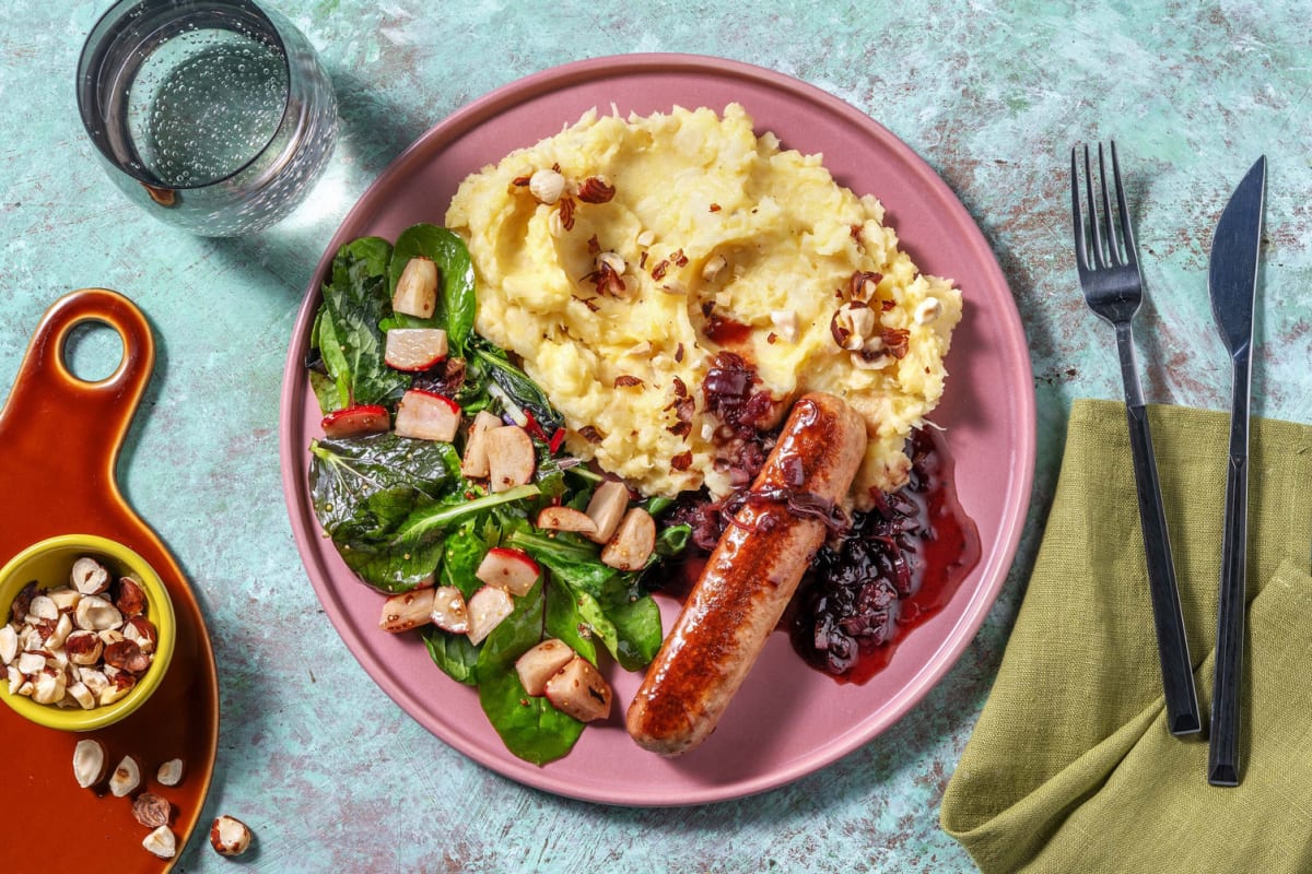 Vegane Bratwurst mit Zwiebelsoße & Stampf