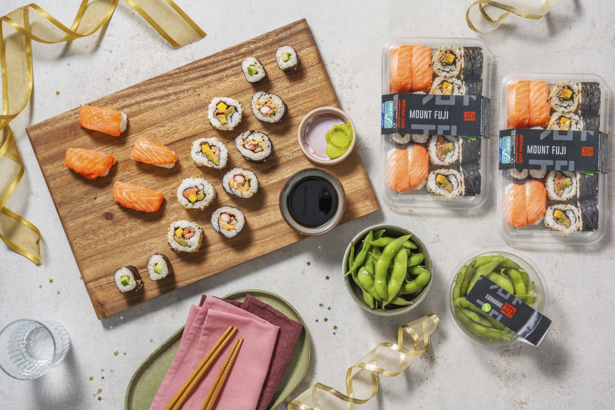 Repas de sushis festif