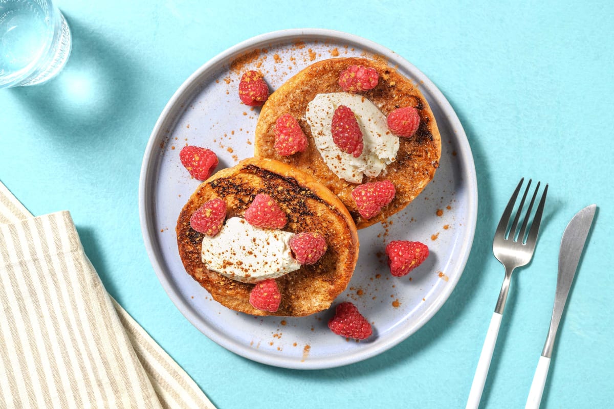 Wentelteefjes van brioche met frambozen