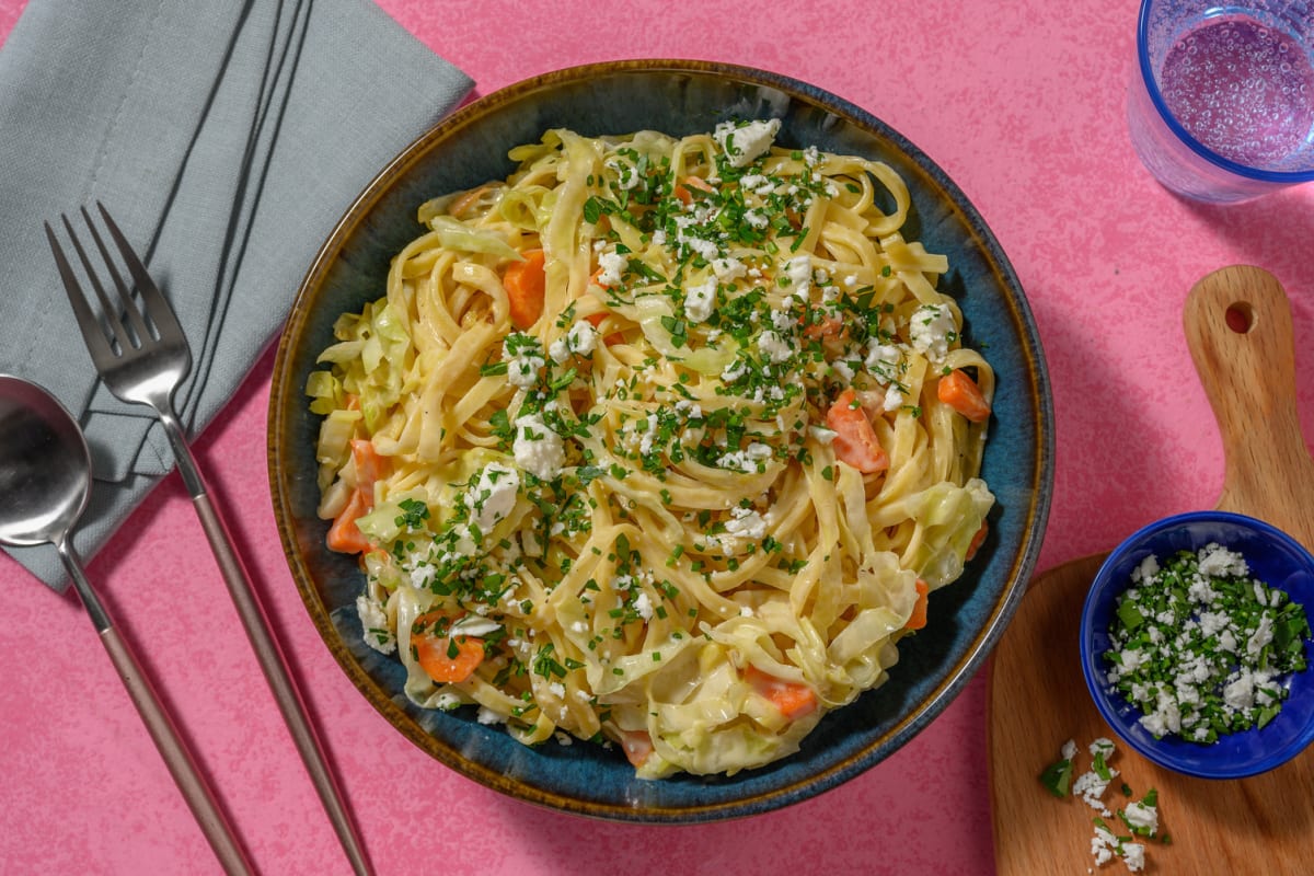 Winterliche Chinakohl-Fettuccine mit Karotte