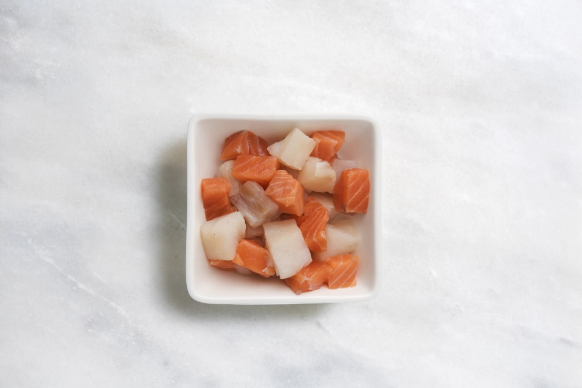 Mélange de poissons (saumon, cabillaud, lieu noir) en extra