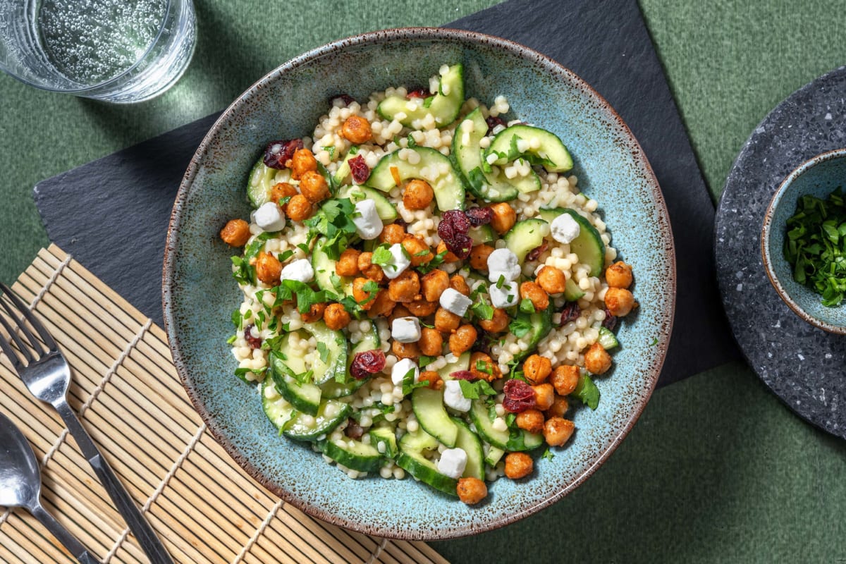 Perlencouscous-Salat mit Ziegenkäse 