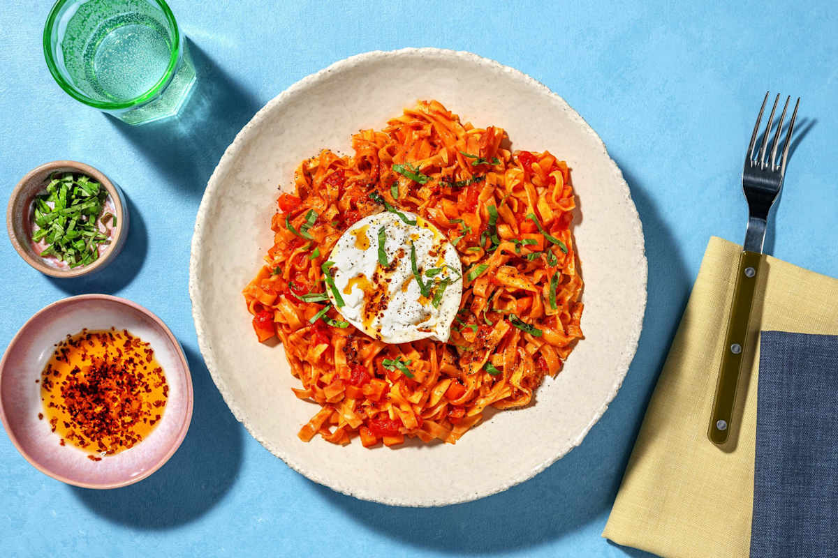 Sehr scharfe Chili-Nudeln mit Büffelmozzarella 