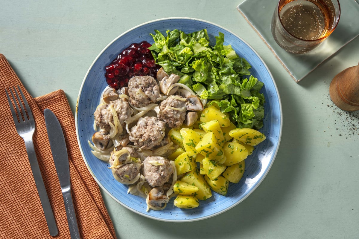 Köttbullar! Schwedische Hackbällchen