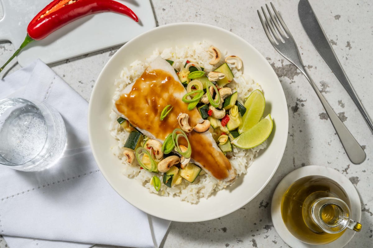 Seehecht in Teriyakisoße mit scharfer Zucchini