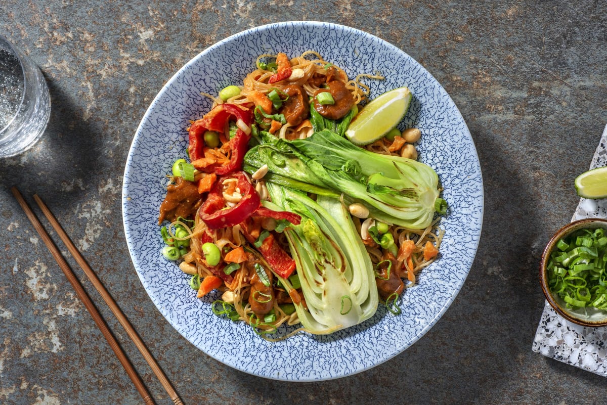 Glasnudelsalat mit Edamame und Pak Choi