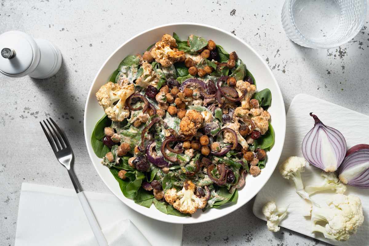 Blumenkohlsalat mit Kichererbsen