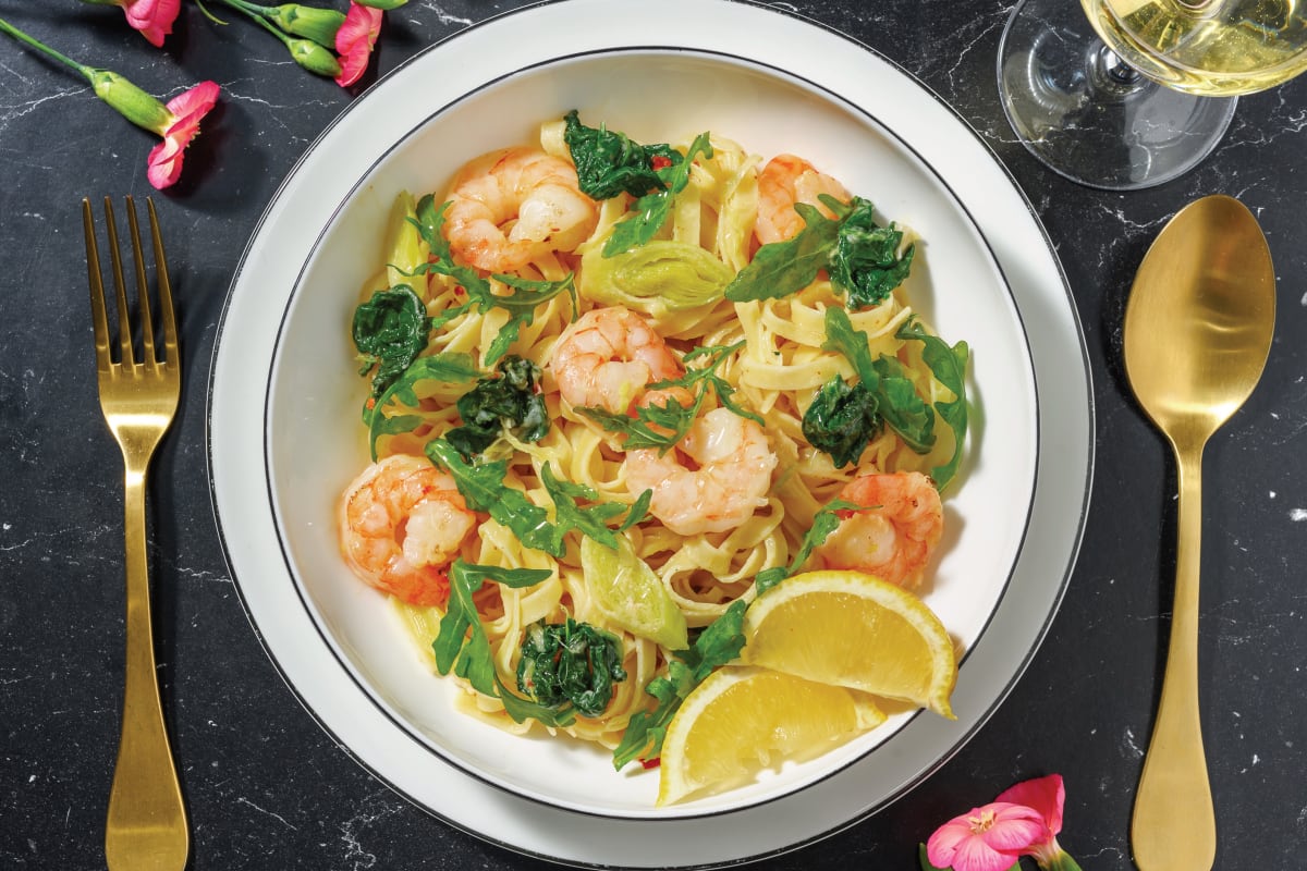 Creamy Garlic Prawns & Fresh Fettuccine