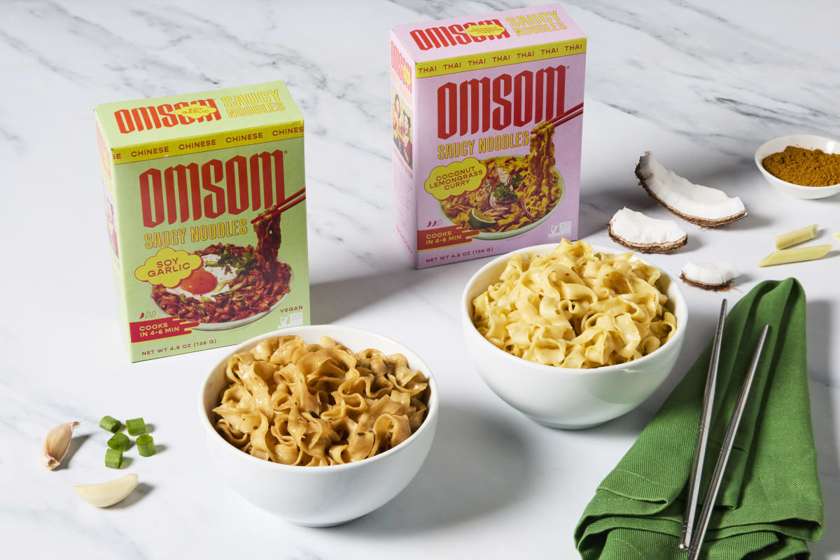 Omsom Saucy Noodles Bundle