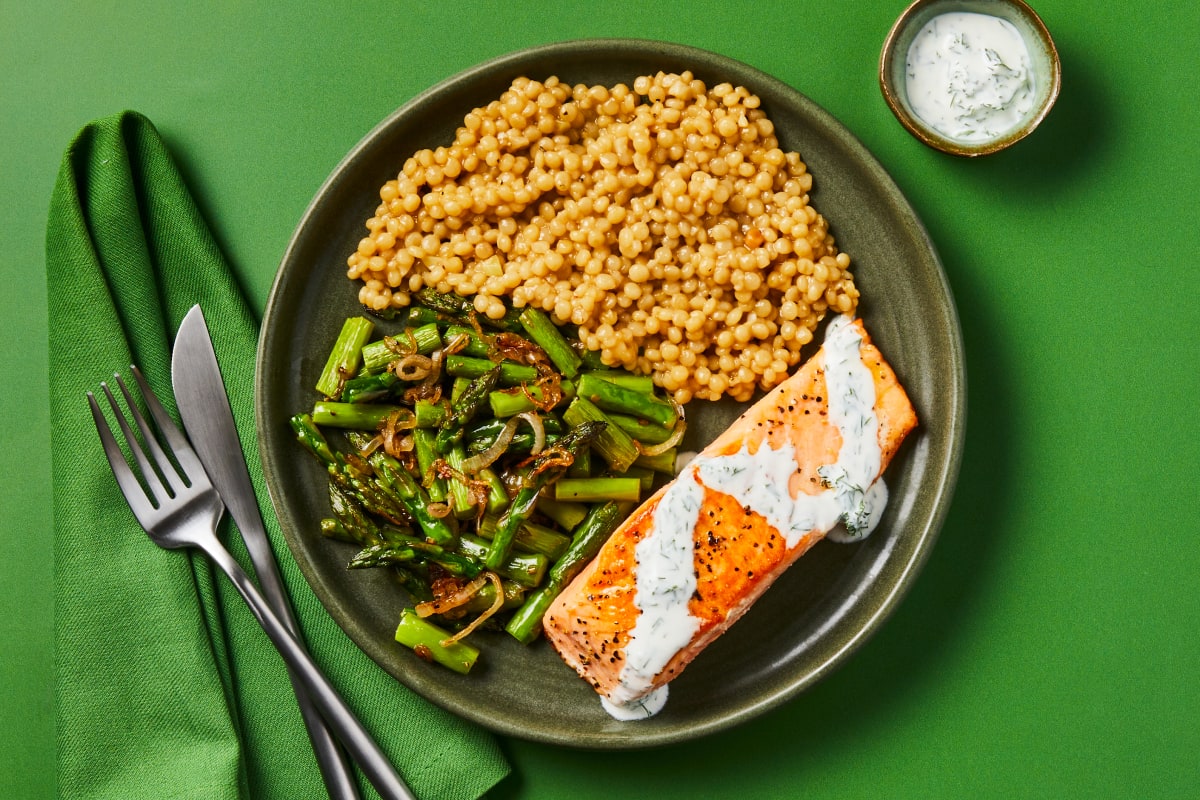 Salmon with Dilly Crème Fraîche & Asparagus