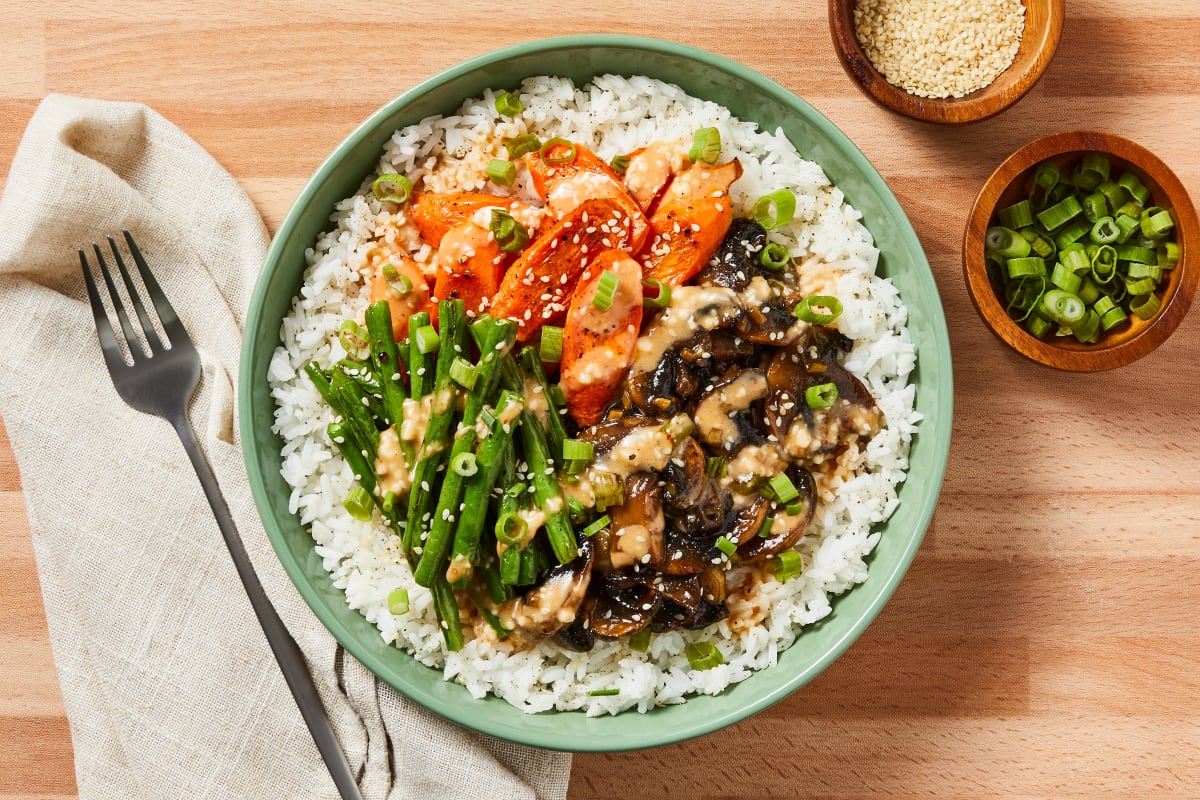 Firecracker Chicken–Mushroom Rice Bowls