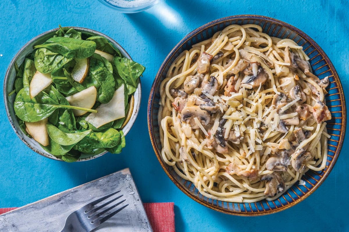 Easy Creamy Bacon & Mushroom Spaghetti