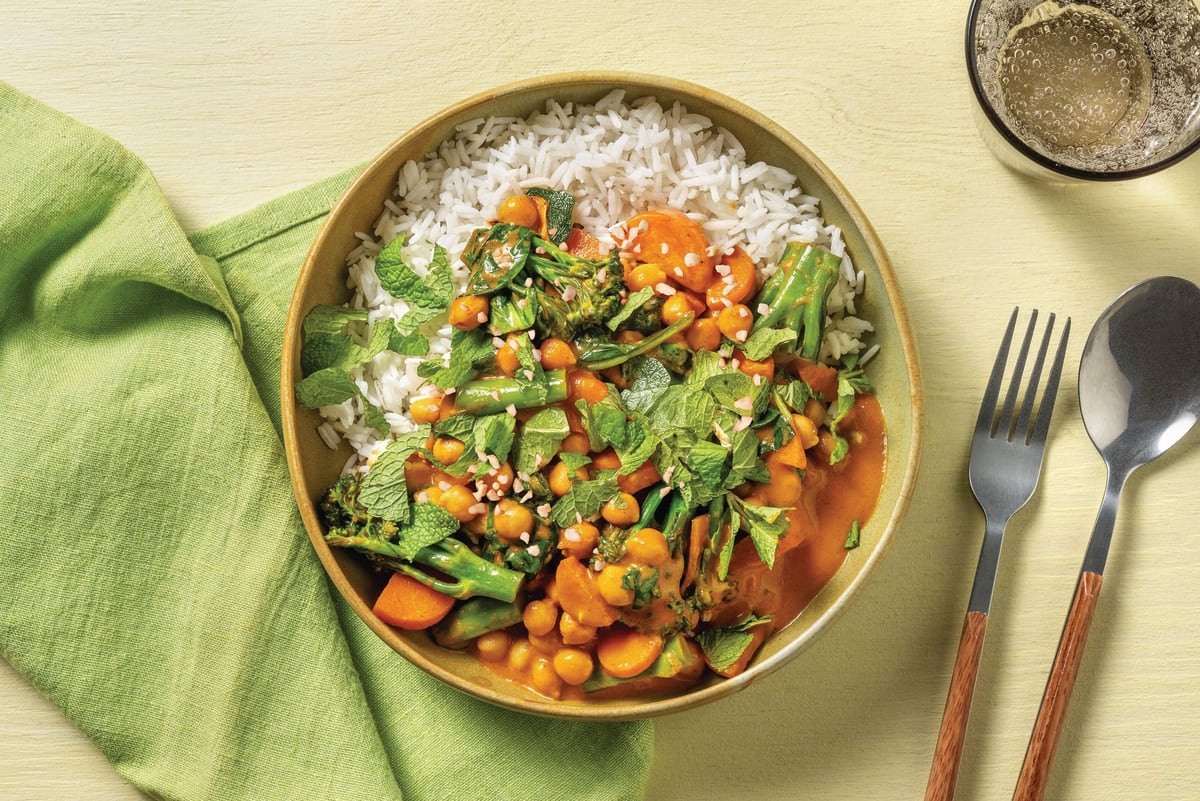 Indian Chickpea & Asparagus Curry