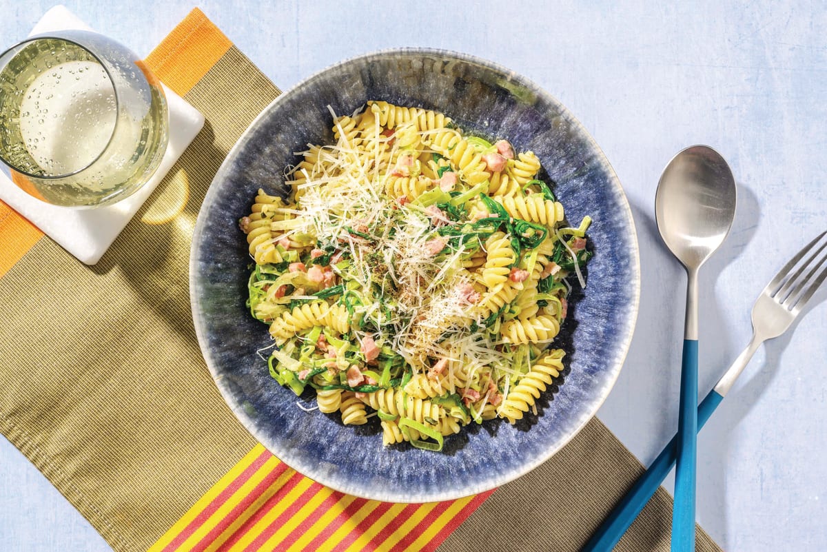 Creamy Bacon, Beef & Basil Pesto Pasta