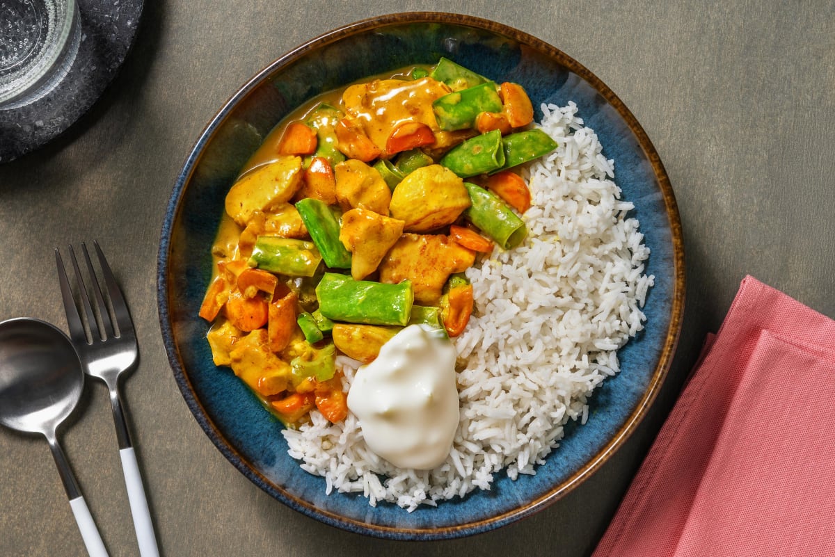 Chicken Korma Curry & Garlic Rice