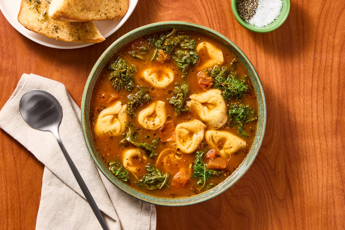 Spicy Tuscan Tortelloni & Kale Soup