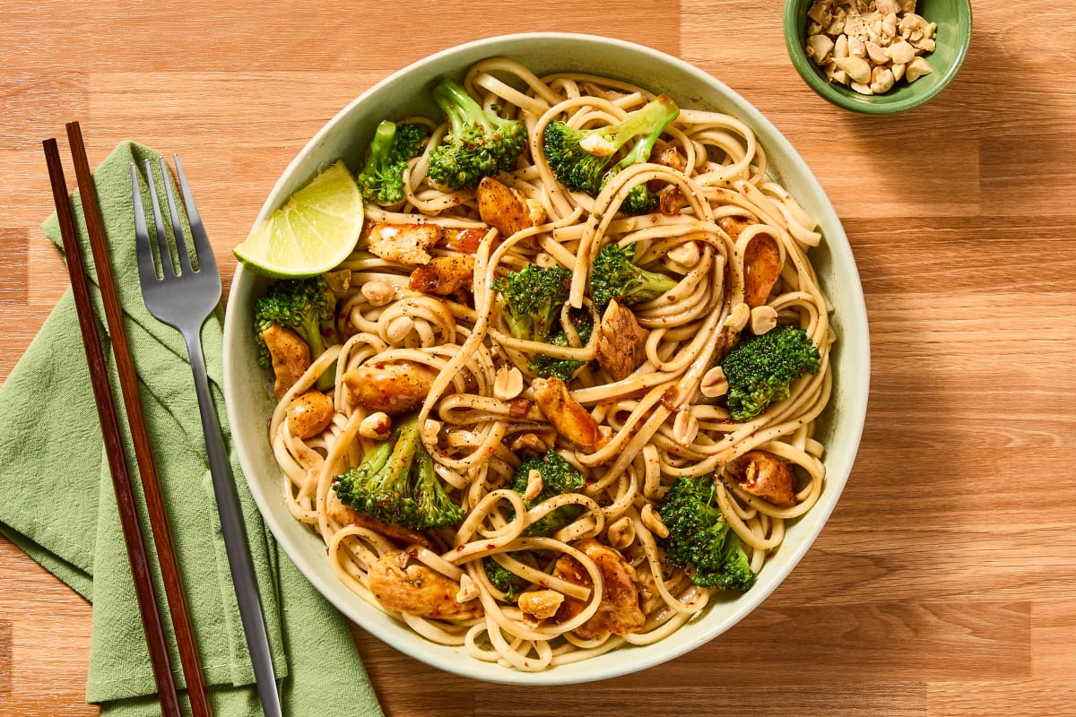 Sweet & Spicy Chicken Lo Mein