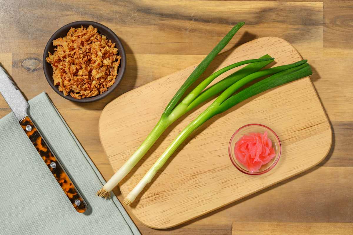 Spring Onion, Crispy Shallots & Pickled Ginger