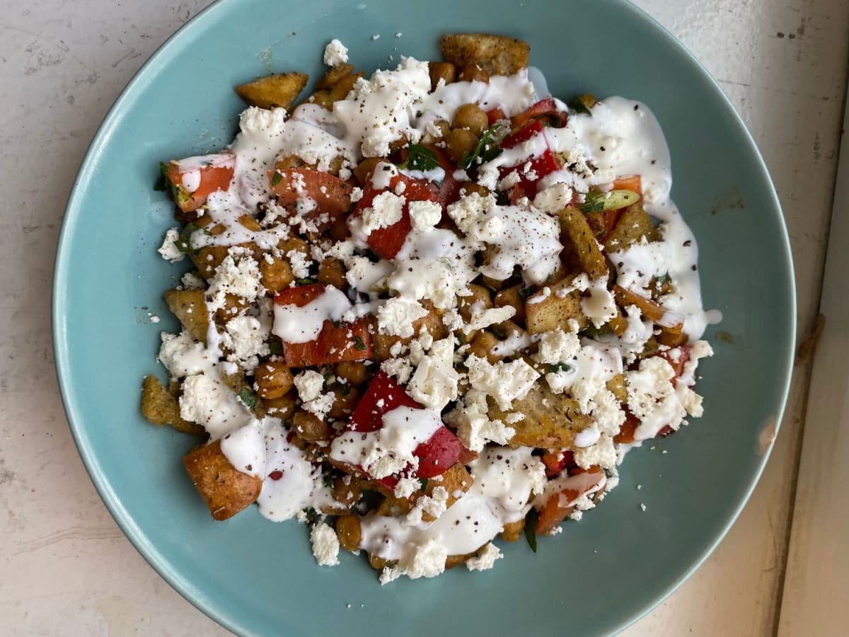 Fattoush-inspired salad 