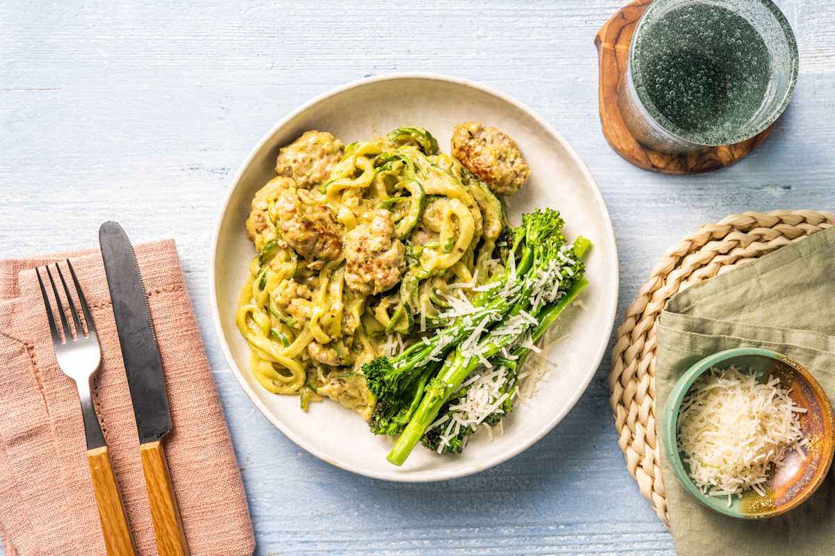 Creamy courgetti met kipgehaktballetjes 